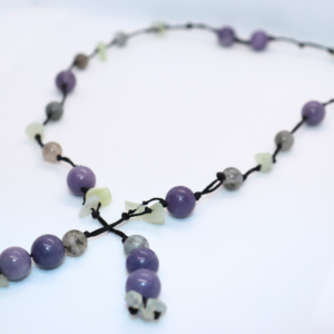 Collier Artisanal Jardin de Kyoto en Quartz fantôme Jade Lavande et Olive