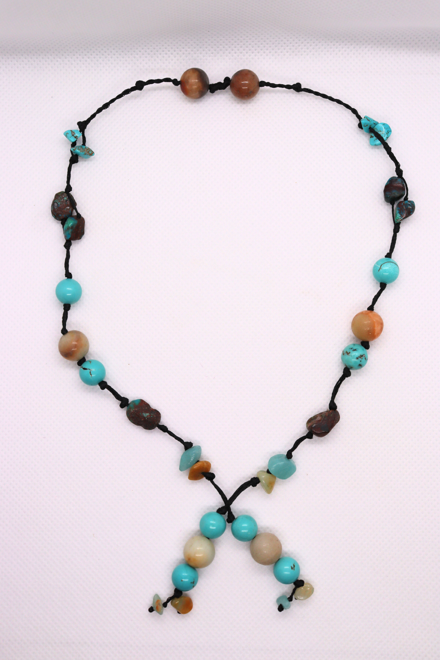 Collier Artisanal Souffle d’Amazone en Amazonite, Turquoise et Chrysocolle – Image 3
