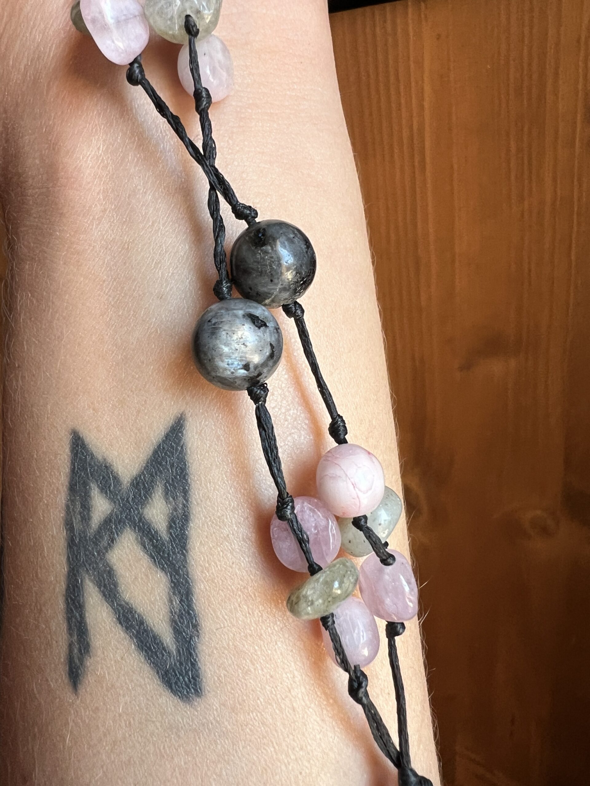Collier Artisanal Murmures de Fée en Labradorite et Kunzite – Image 7