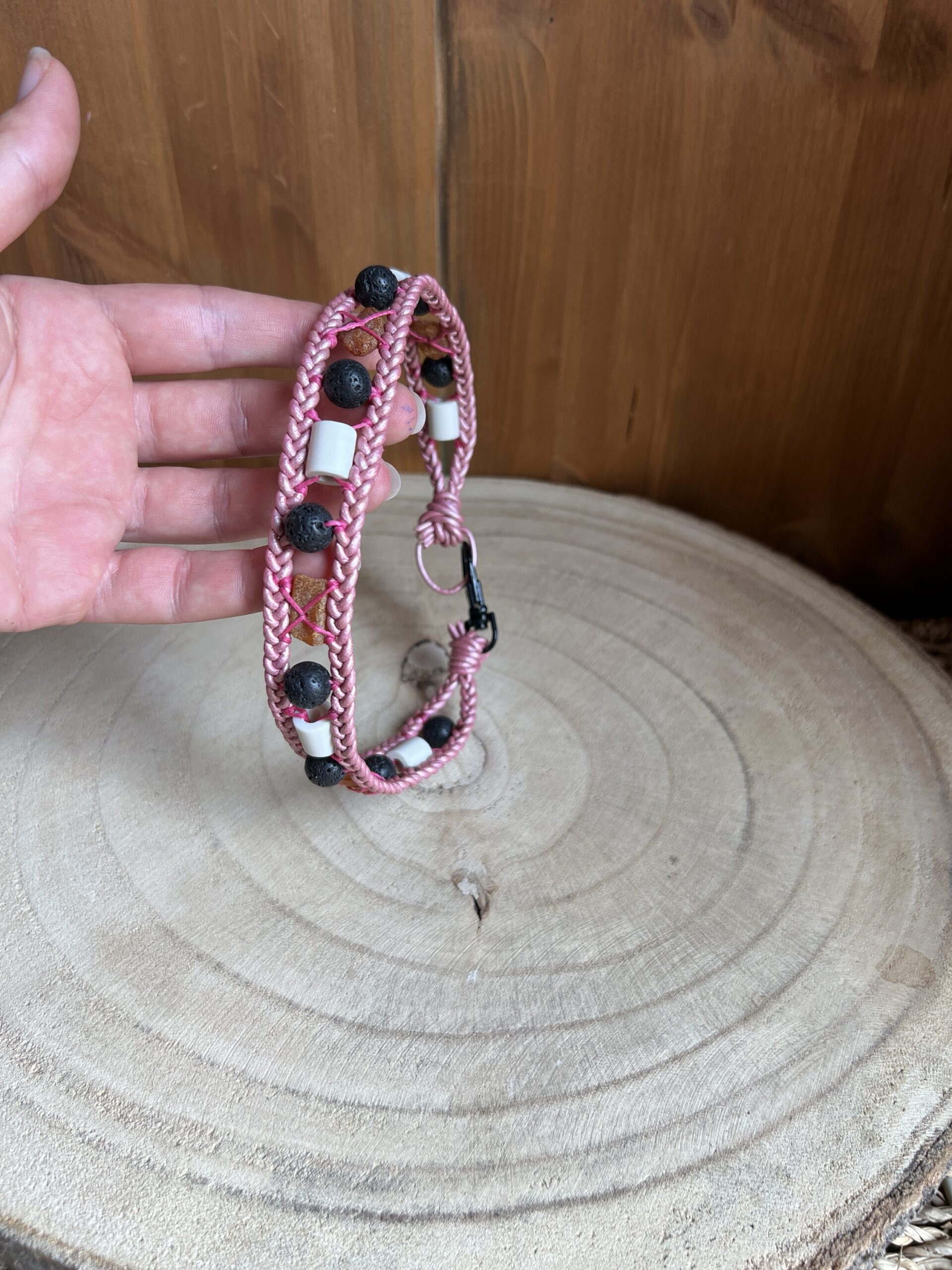 TRIBAL’PROTECT Collier antiparasitaire naturel Rose métallique (41cm)