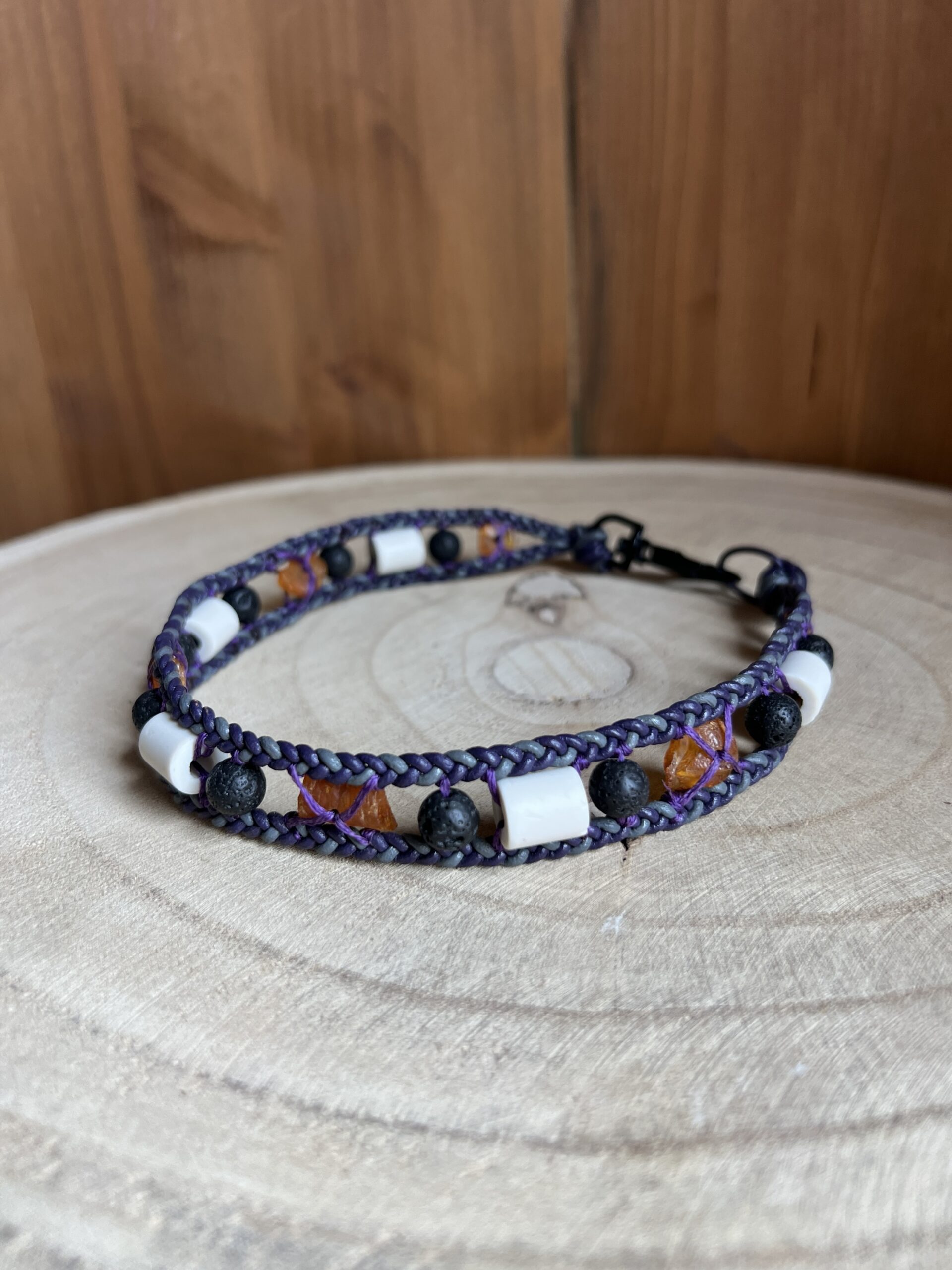 TRIBAL’PROTECT Collier antiparasitaire naturel Violet et Gris (38,5cm) – Image 2